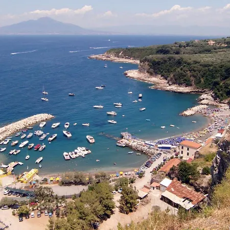 Semesterbostad Casa Vacanza Con Terrazza In Mare